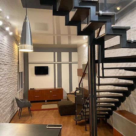 Apt In The Center Of The Town Near The Opera House Apartment Лвив Екстериор снимка