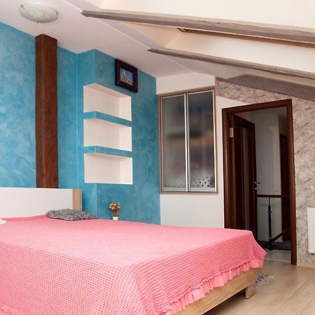 Apt In The Center Of The Town Near The Opera House Apartment Лвив Екстериор снимка