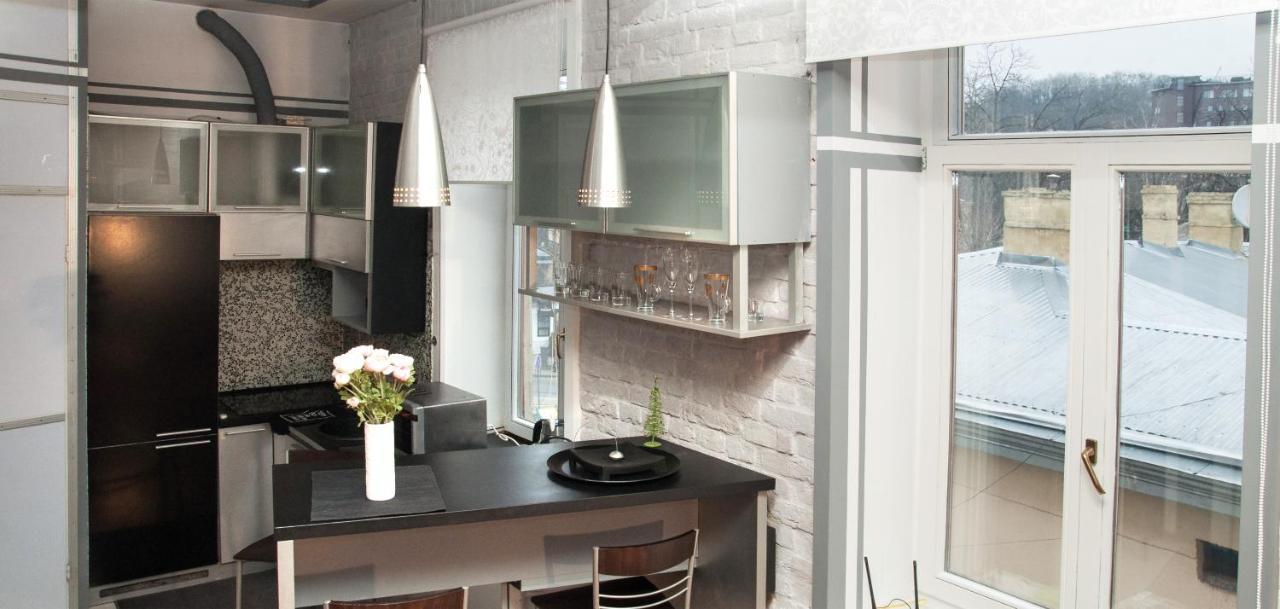 Apt In The Center Of The Town Near The Opera House Apartment Лвив Екстериор снимка